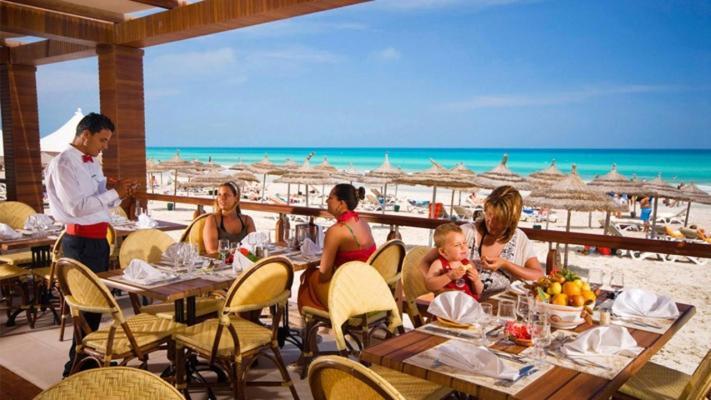 Djerba Plaza Thalasso & Spa 트리파 외부 사진
